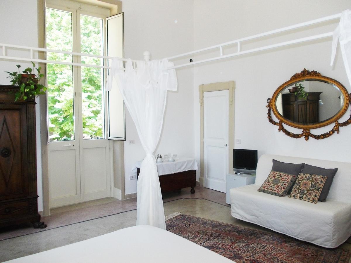 B&B Villa I 2 Leoni Lecce Exterior foto